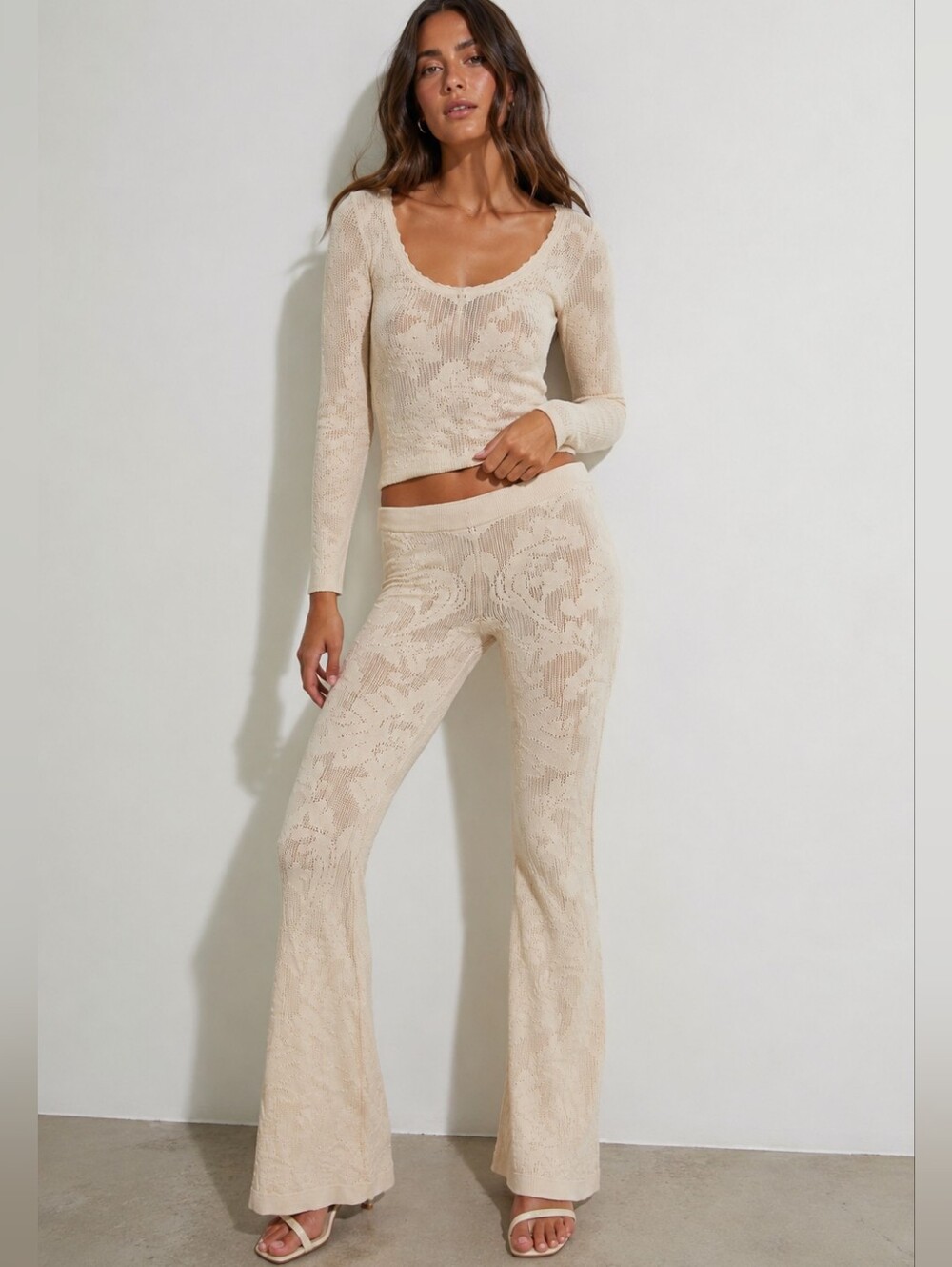 House of Harlow 1960 Ranee Oyster Floral Knit Flare Pants Revolve. XS
